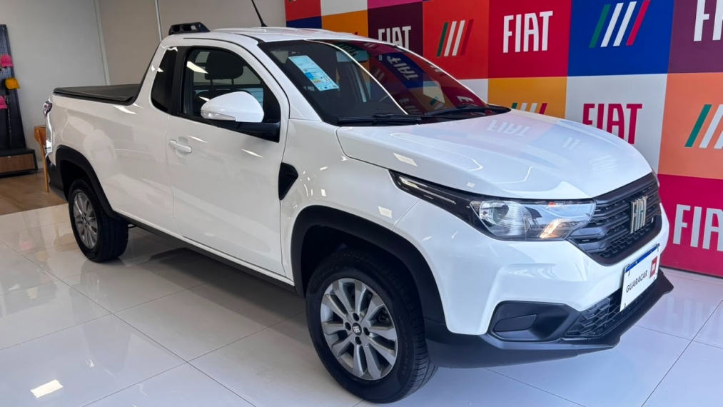 Fiat STRADA 1.3 FIREFLY FLEX FREEDOM CS MANUAL na cor Branco