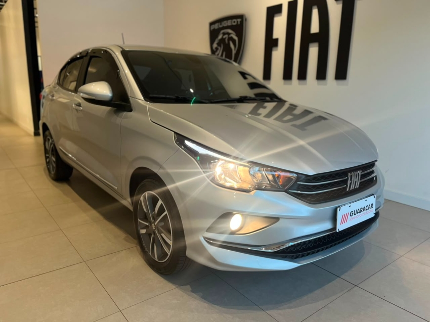 Fiat CRONOS 1.3 FIREFLY FLEX PRECISION CVT na cor Prata